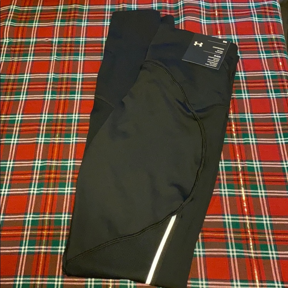 🆕Women Under Armour Leggings size S